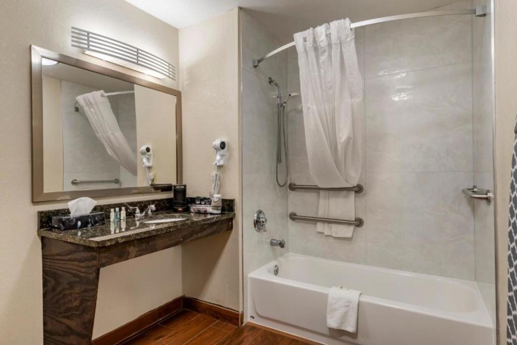 Quality Inn Conyers I-20 12/31