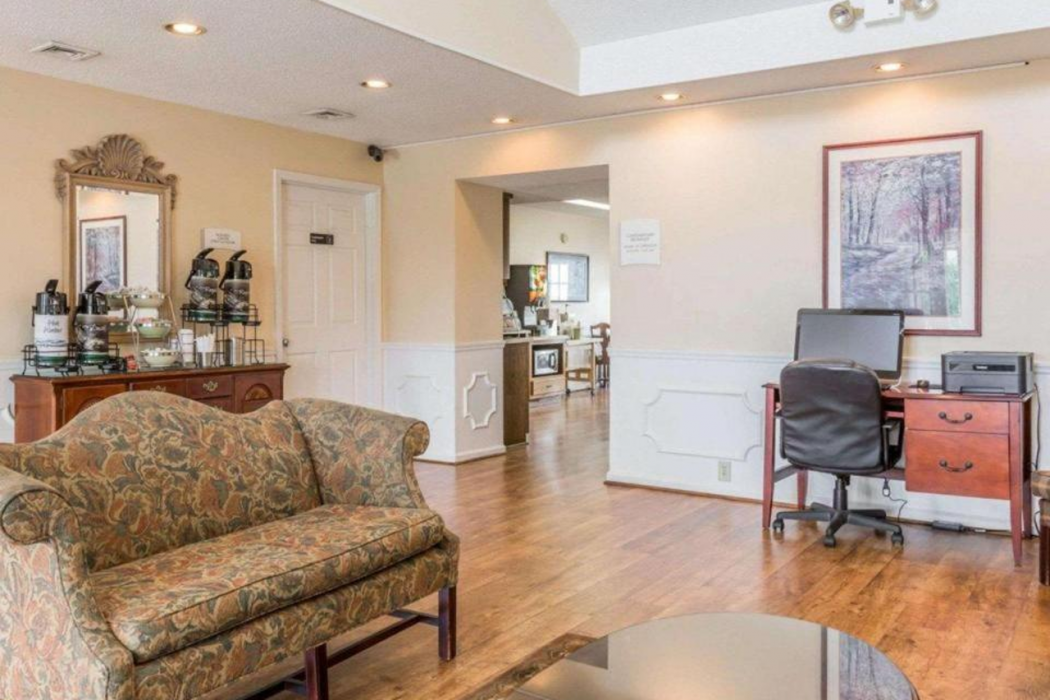 Rodeway Inn Sylacauga Hwy 280 10/16