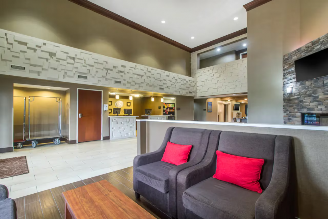 Comfort Suites Danville KY 5/25