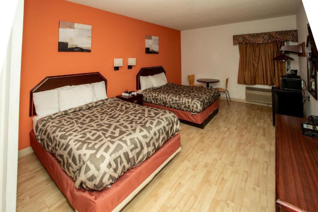 Motel6 Harrisburg, PA - Hershey PA 7/33