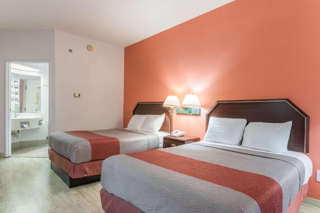 Motel6 Harrisburg, PA - Hershey PA 11/33
