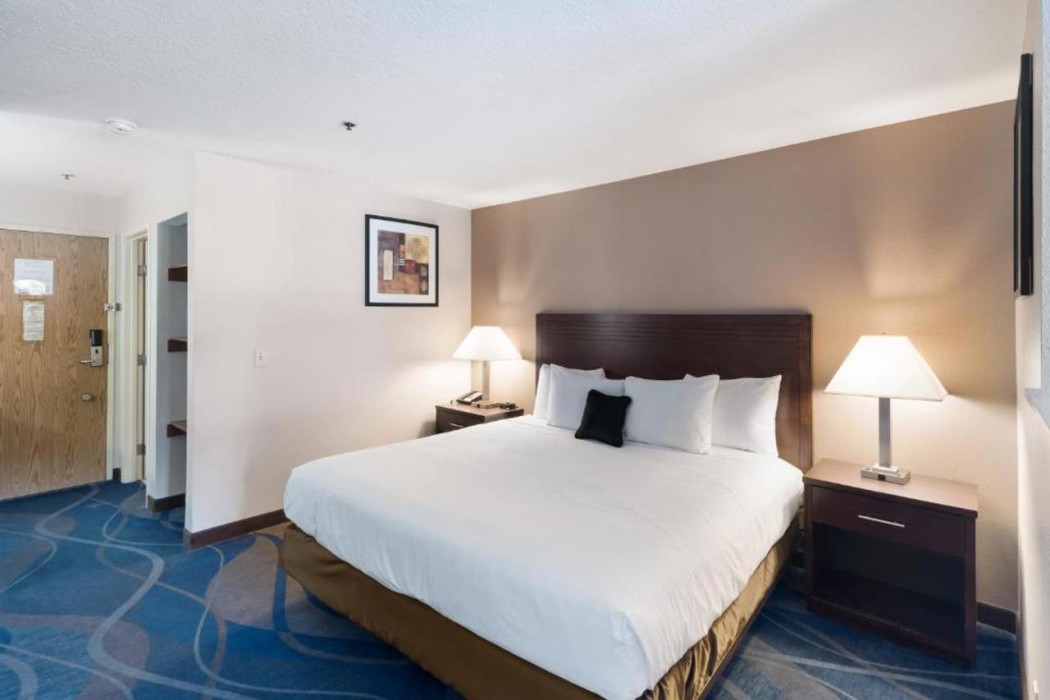 Quality Inn & Suites Kennewick Tri-Cities 7/17