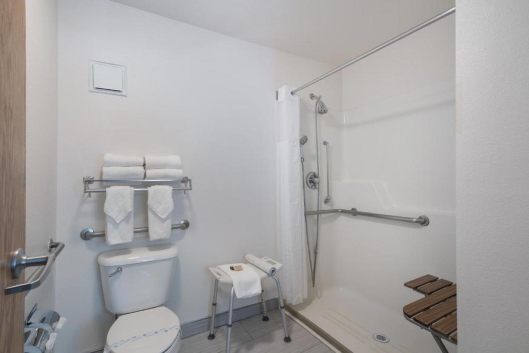 Quality Inn & Suites Kennewick Tri-Cities 12/17