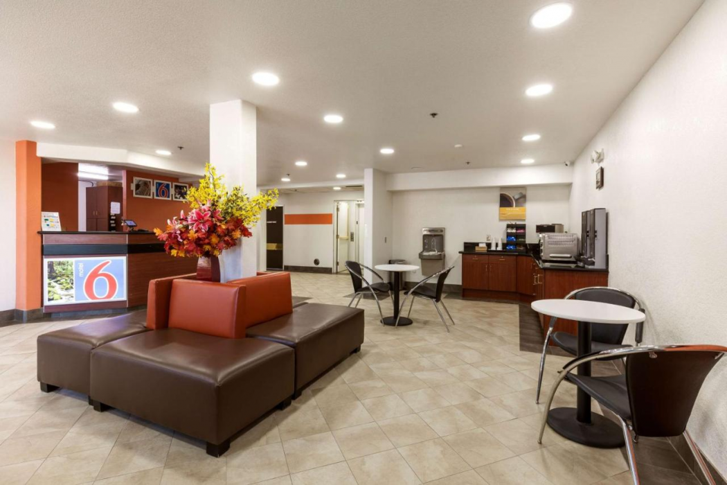 Lobby at Motel6 Dixon, CA, DIXON - CA