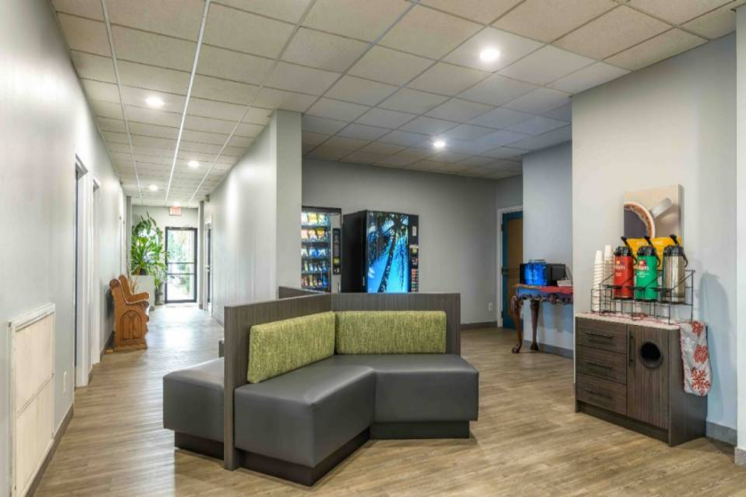 Lobby at Motel6 Spring Hill, FL - Weeki Wachee, SPRING HILL - FL