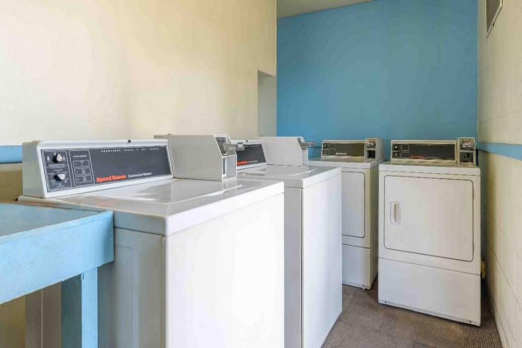 Motel6 Spring Hill, FL - Weeki Wachee 34/64