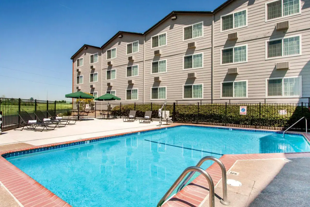 Quality Inn & Suites Springfield - Eugene North 17/25