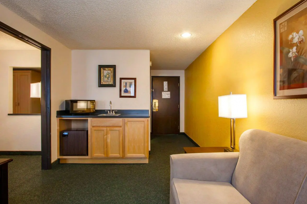 Quality Inn & Suites Springfield - Eugene North 14/25