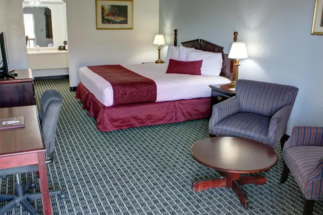 Baymont By Wyndham Grand Junction Hotel 15/35