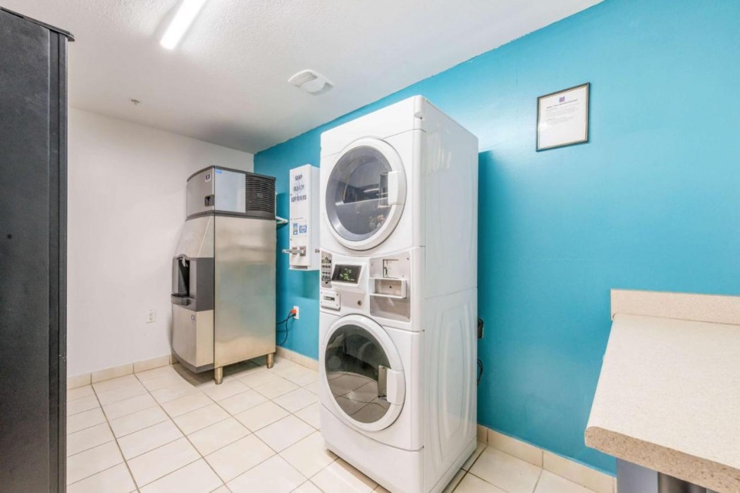 Motel6 Gastonia, NC 32/61