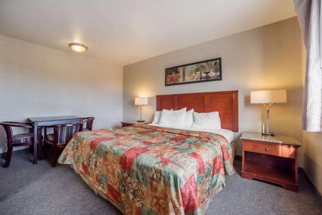 Rodeway Inn & Suites Nampa 13/20