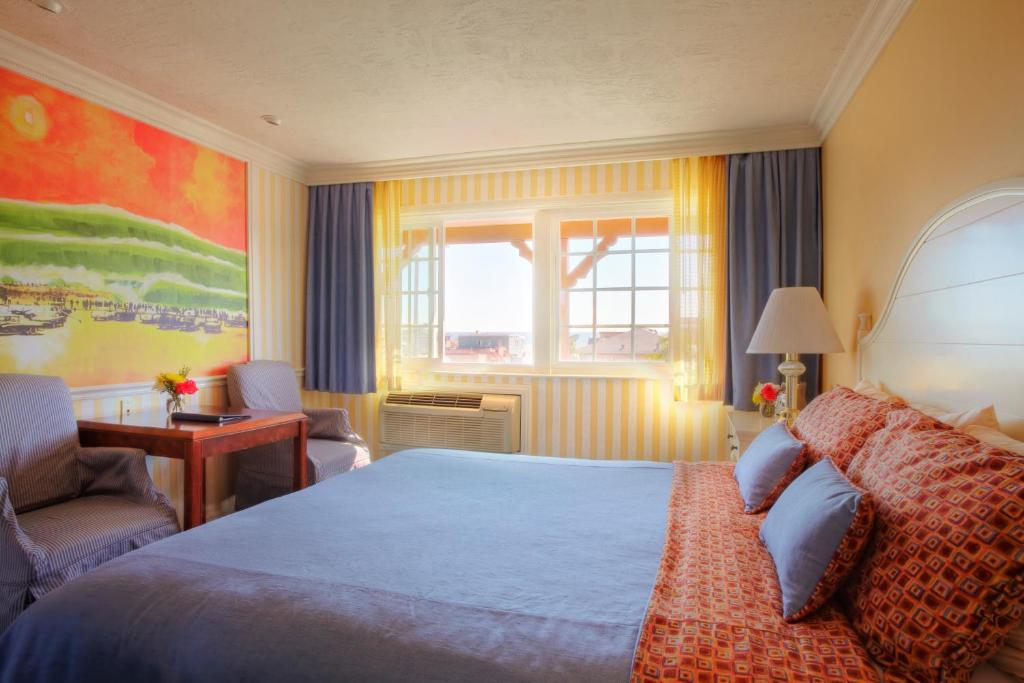 Bay Shores Peninsula Hotel 15/55