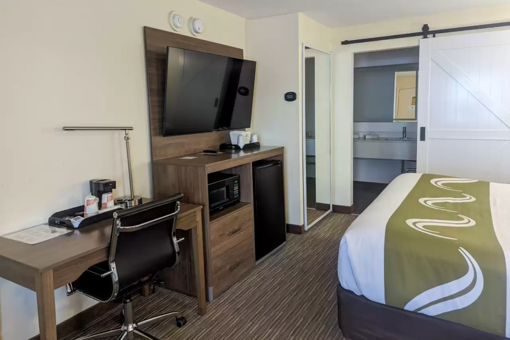 Quality Inn and Suites Northampton Amherst 4/18