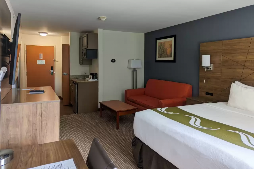 Quality Inn and Suites Northampton Amherst 6/18