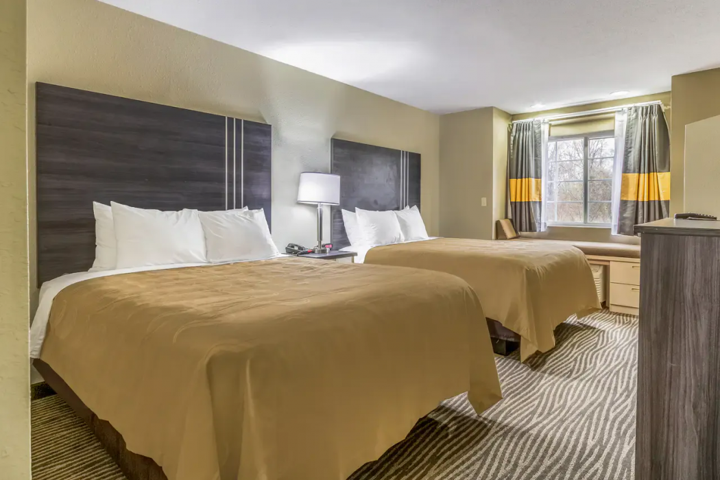 Quality Inn & Suites North Lima - Boardman 7/29