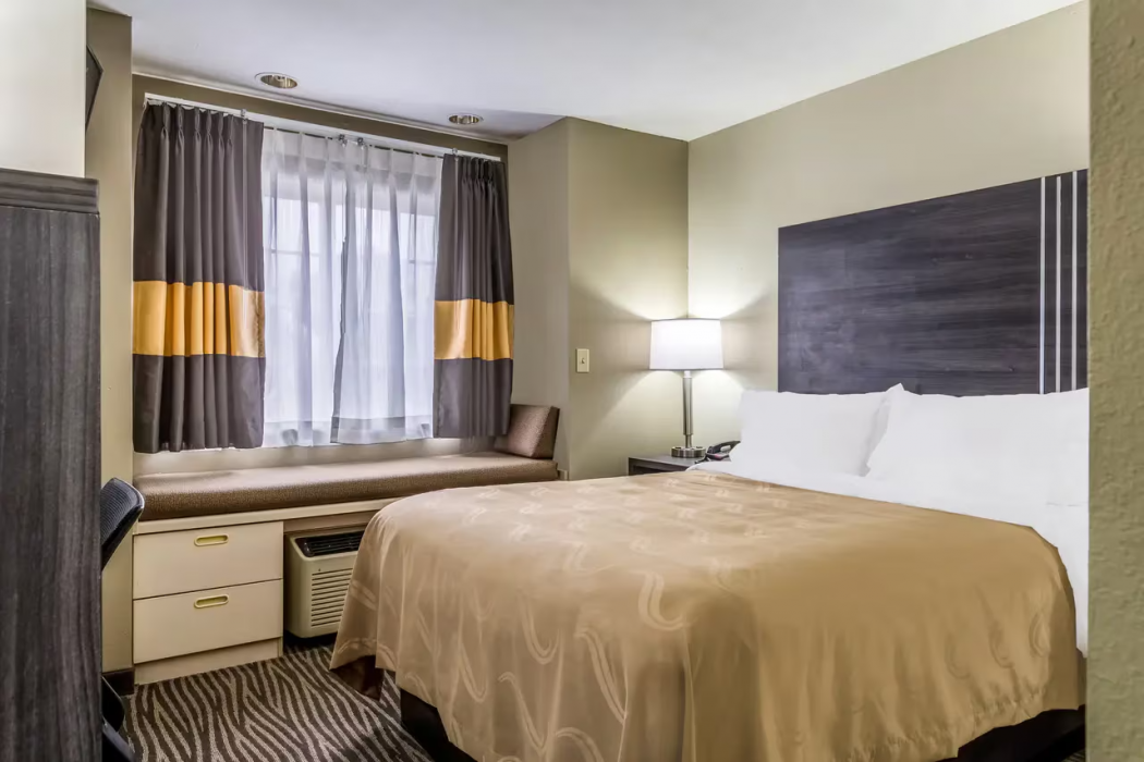 Quality Inn & Suites North Lima - Boardman 8/29