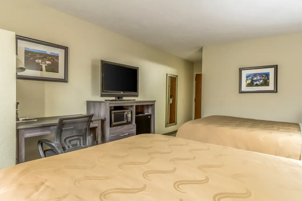 Quality Inn & Suites North Lima - Boardman 9/29