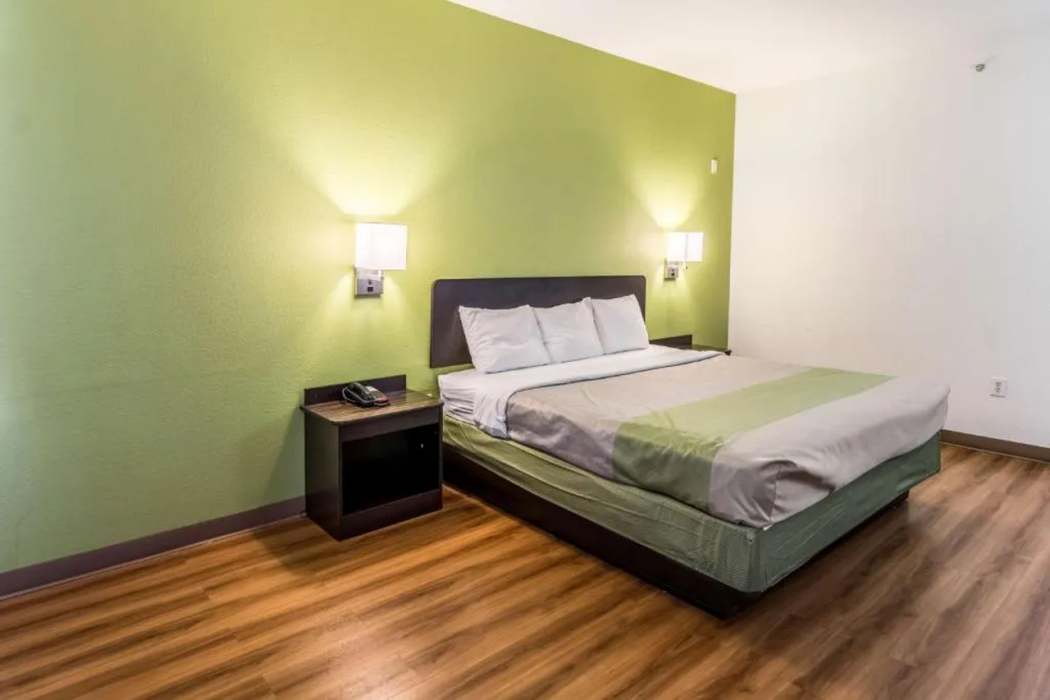 Motel6 North Richland Hills, TX - NE Fort Worth 13/42