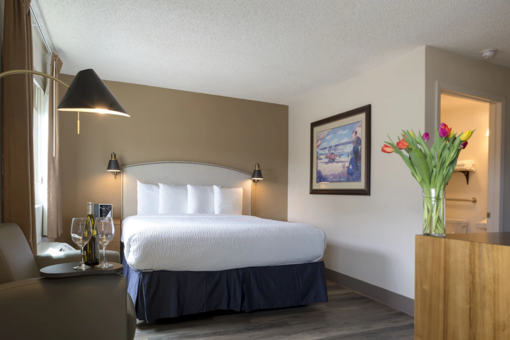 Hotel Focus SFO 8/41
