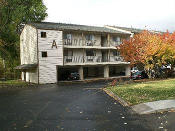 Bend Riverside Inn &amp; Suites 1/51