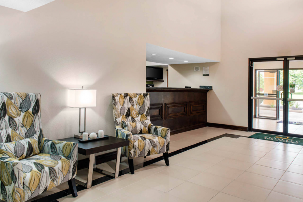Quality Inn & Suites Anderson I-69 5/29