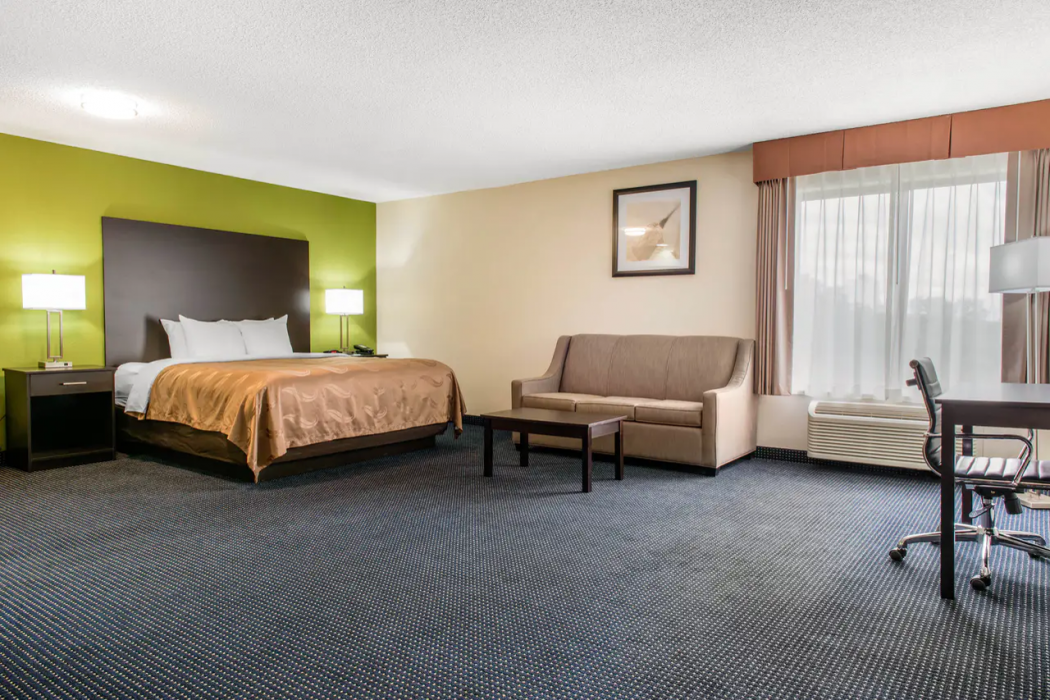 Quality Inn & Suites Anderson I-69 13/29