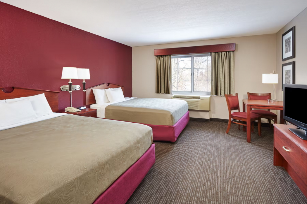 Americinn By Wyndham Douglas/Saugatuck 14/36