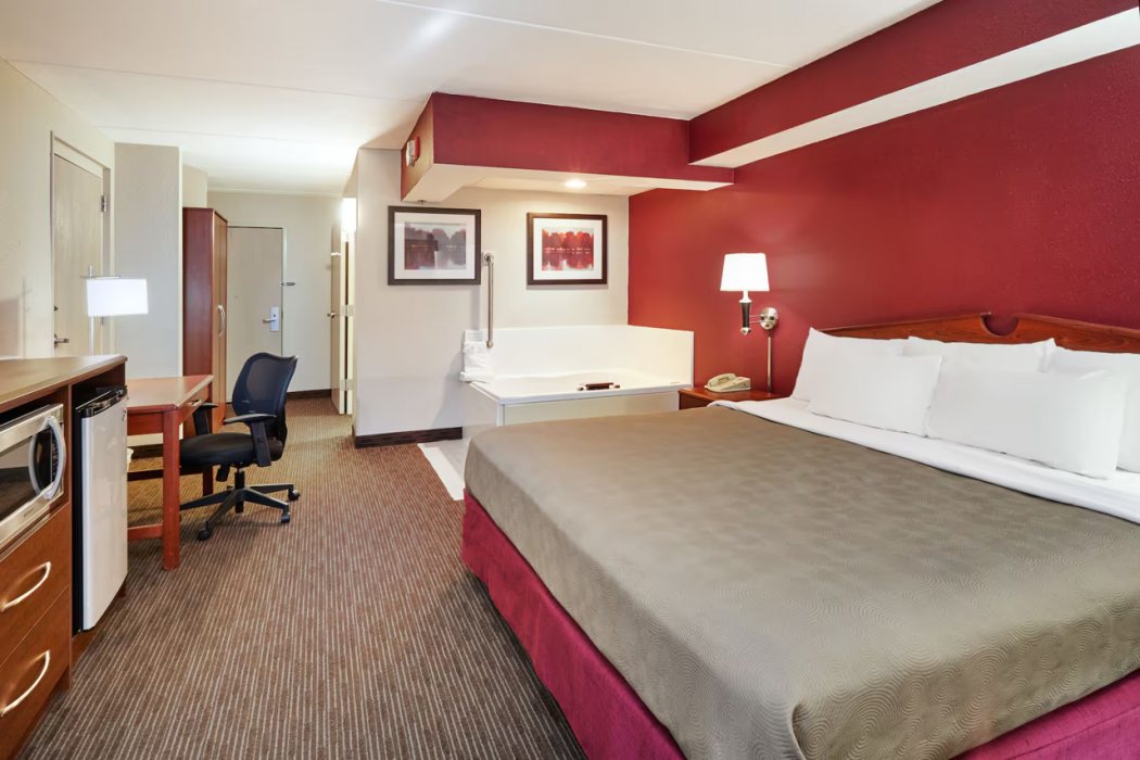 Americinn By Wyndham Douglas/Saugatuck 10/36