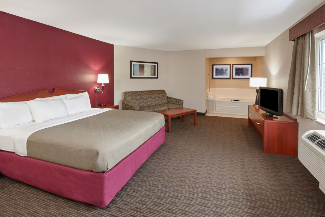 Americinn By Wyndham Douglas/Saugatuck 13/36