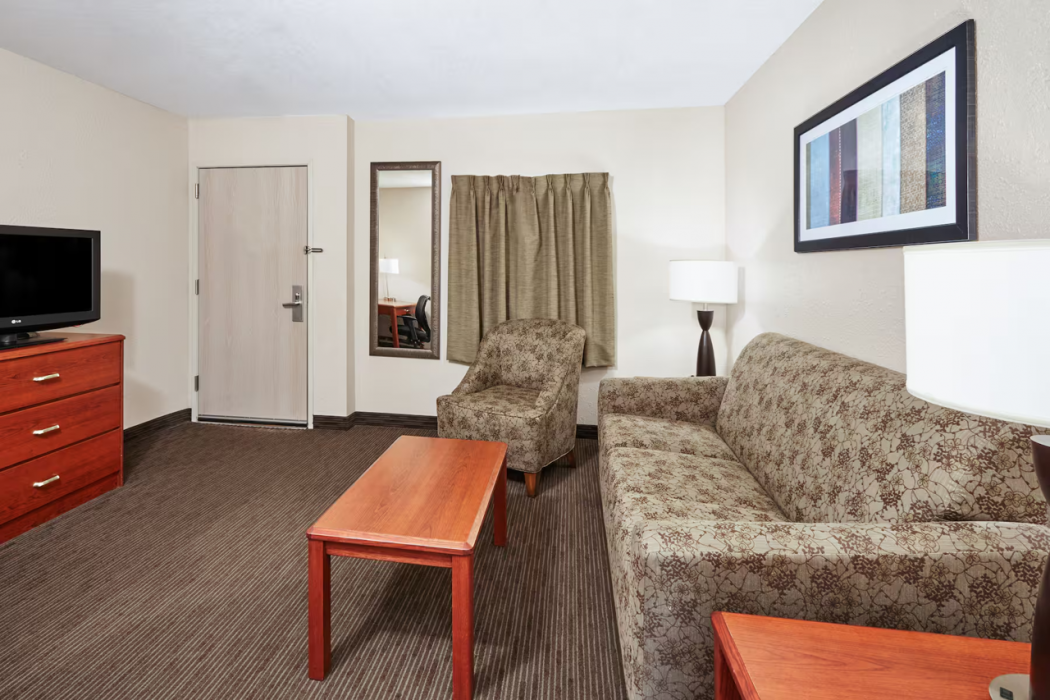 Americinn By Wyndham Douglas/Saugatuck 21/36