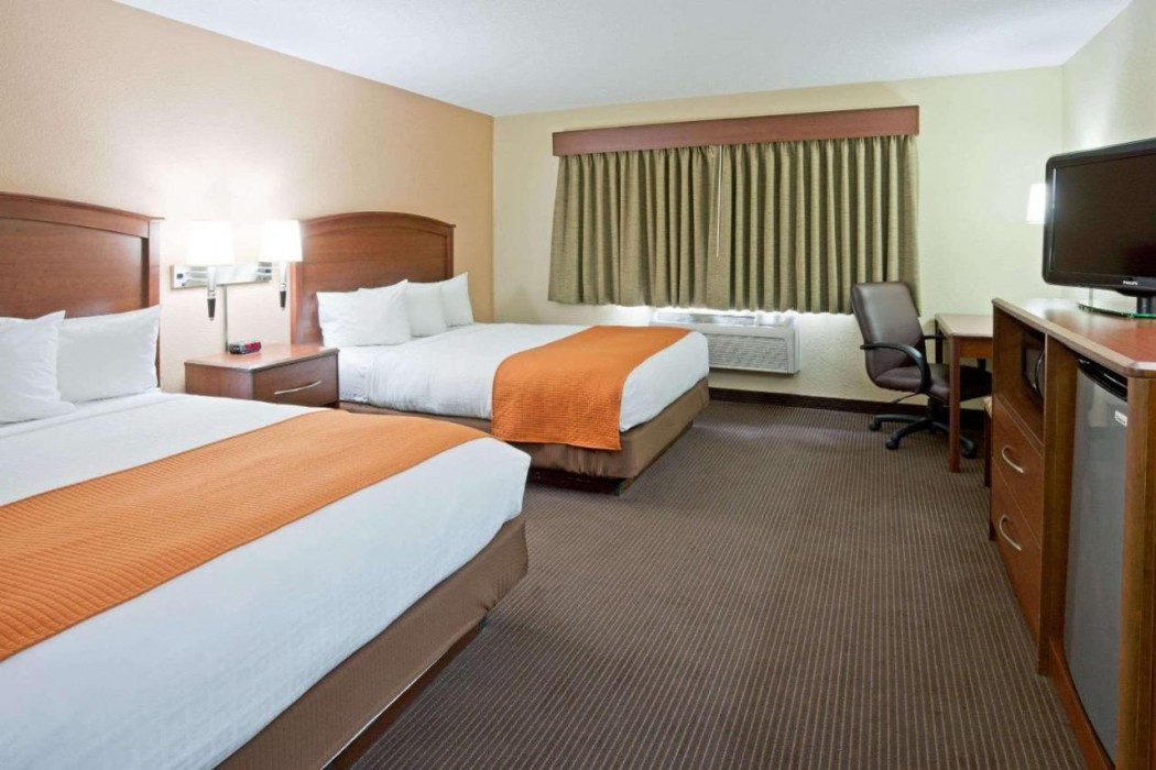 AmericInn by Wyndham Fargo West Acres 8/27