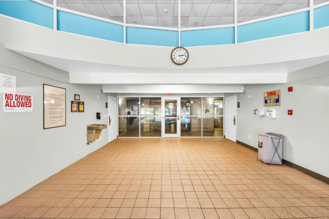 Red Lion Inn & Suites Urbana 23/60