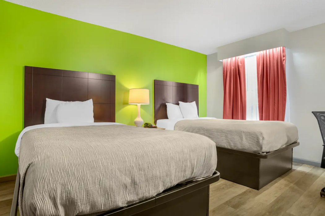 Quality Inn Bessemer I-20 exit 108 17/34