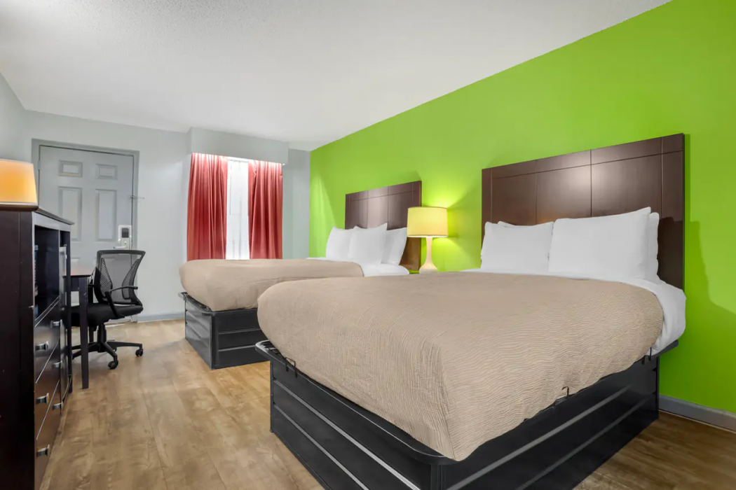 Quality Inn Bessemer I-20 exit 108 13/34