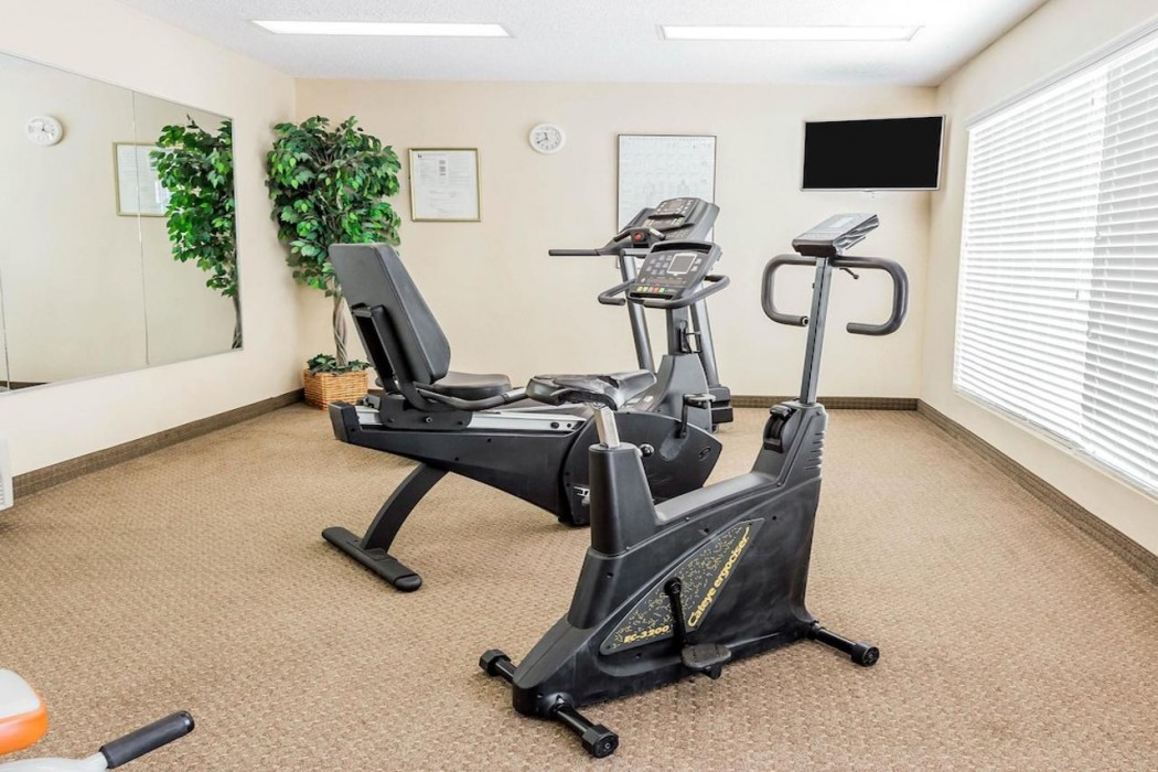 Quality Inn Trussville I-59 exit 141 16/34