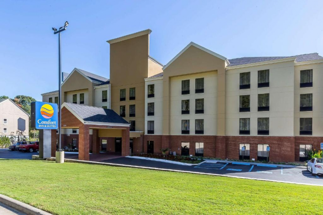 Comfort Inn & Suites Dalton West 1/23