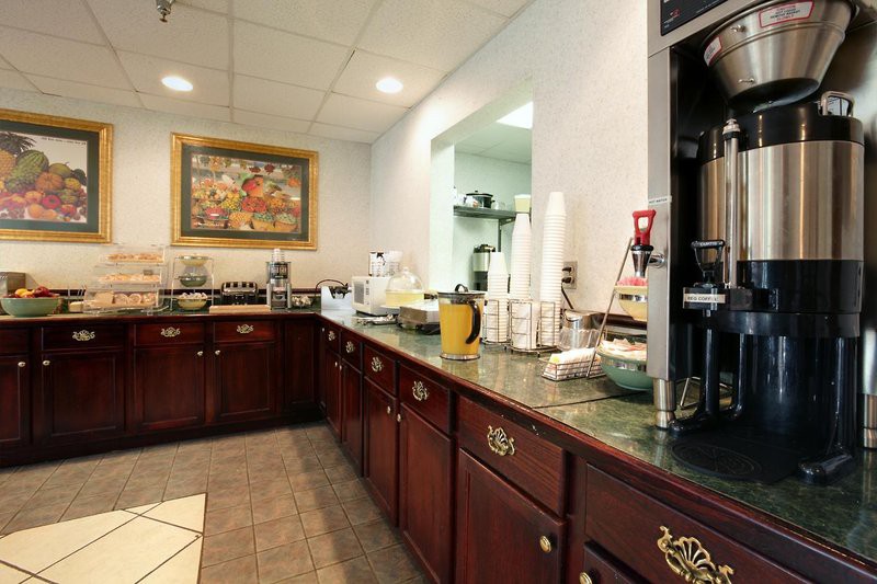 Ark Suites By OYO Jonesboro I-555 22/59