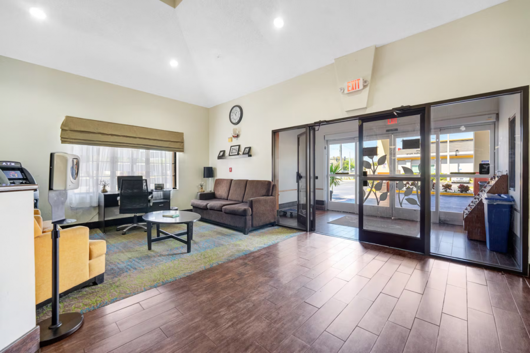 Wingate by Wyndham Leesburg Florida 7/35