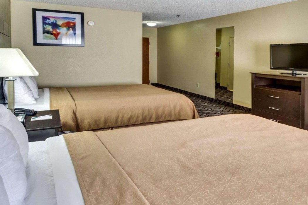 Quality Suites Baton Rouge East - Denham Springs 17/36