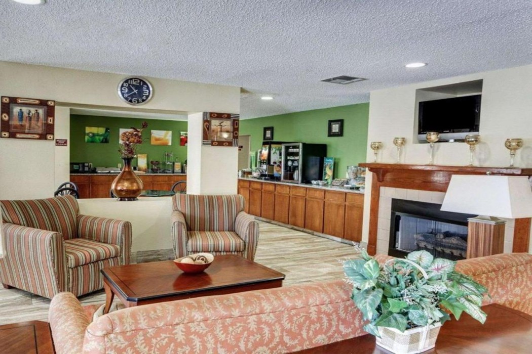 Quality Suites Baton Rouge East - Denham Springs 22/36