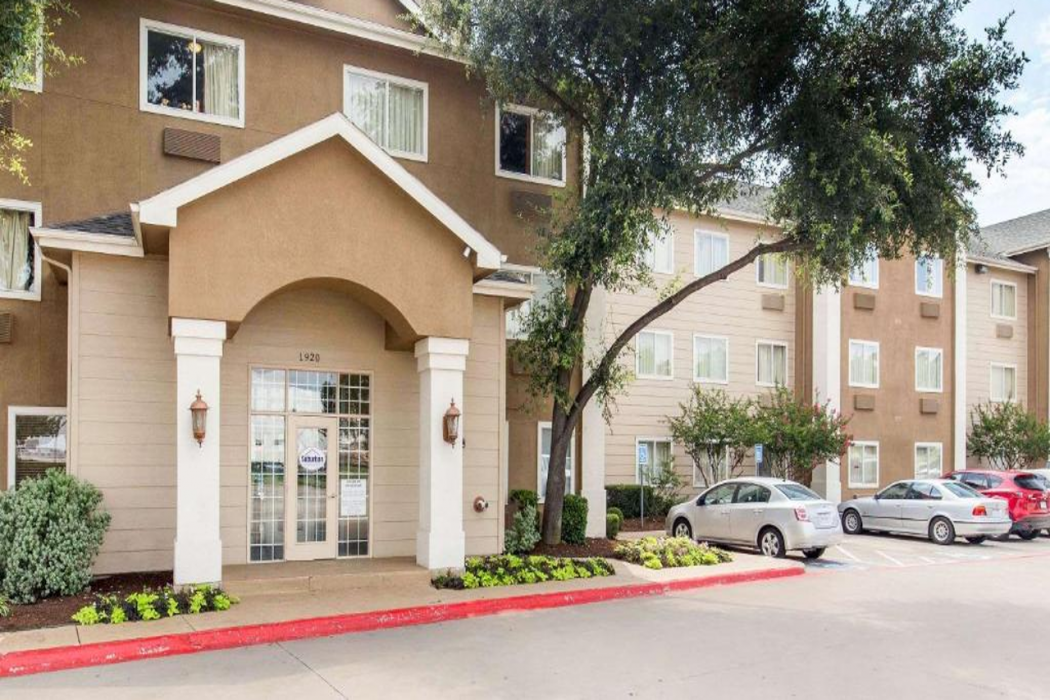 Hawthorn Extended Stay by Wyndham Lewisville 1/14