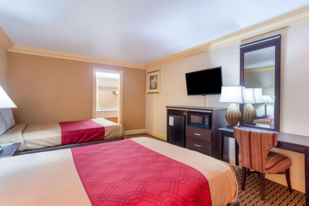 Parkway Inn of Birmingham 3/22