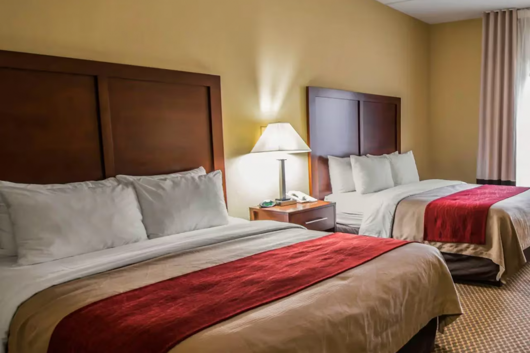Comfort Inn & Suites Morganton South 13/33