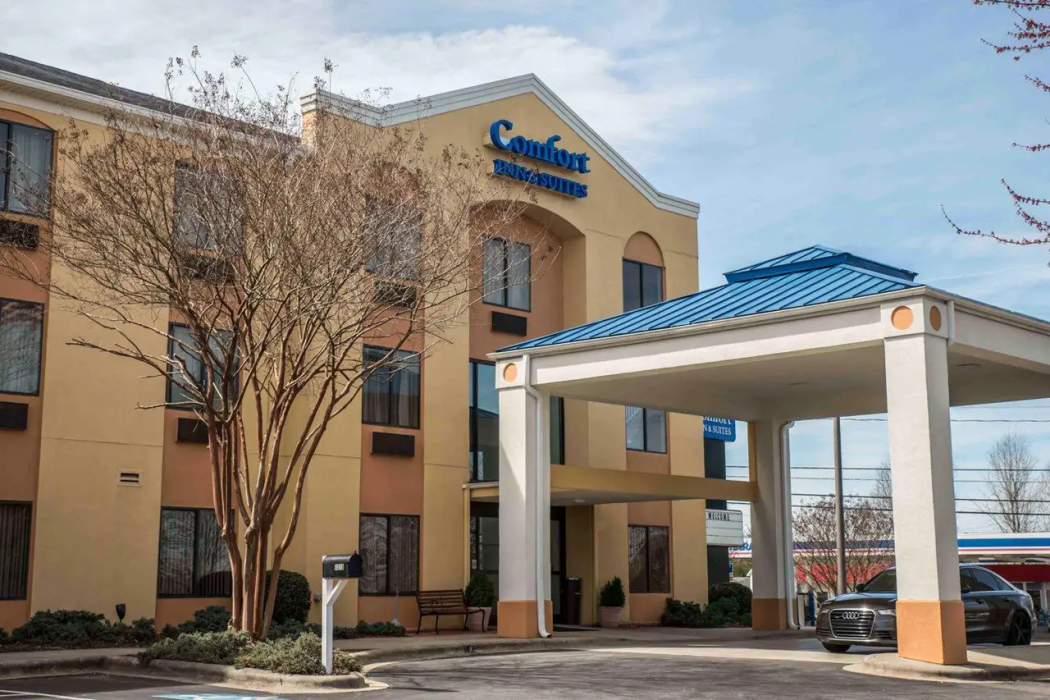Comfort Inn & Suites Morganton South 1/33