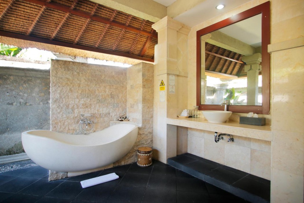 Santi Mandala Villa And Spa 28/140