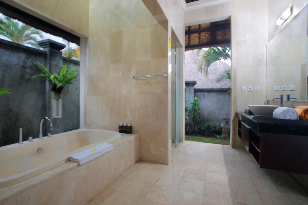 Santi Mandala Villa And Spa 26/140