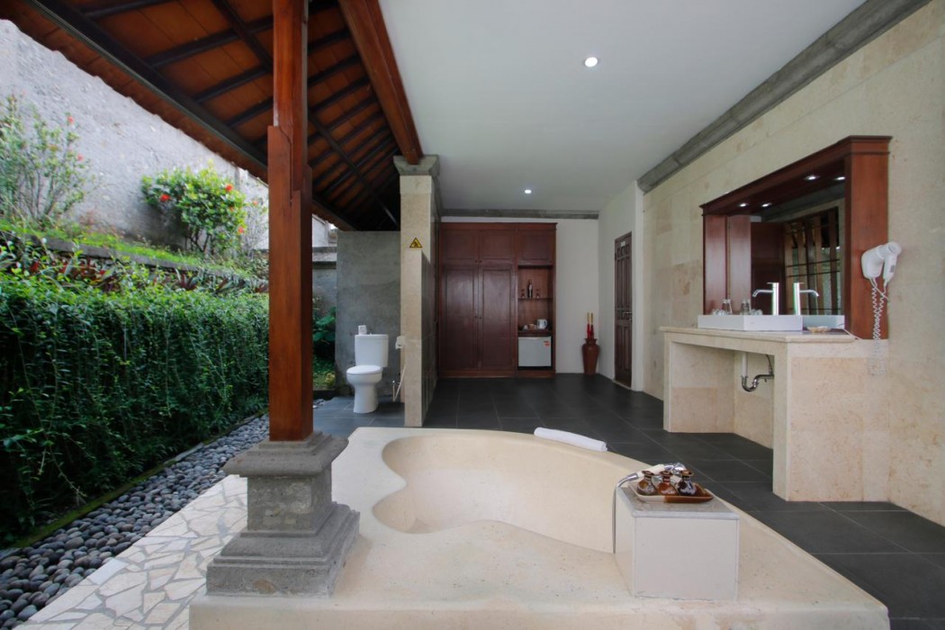 Santi Mandala Villa And Spa 14/140