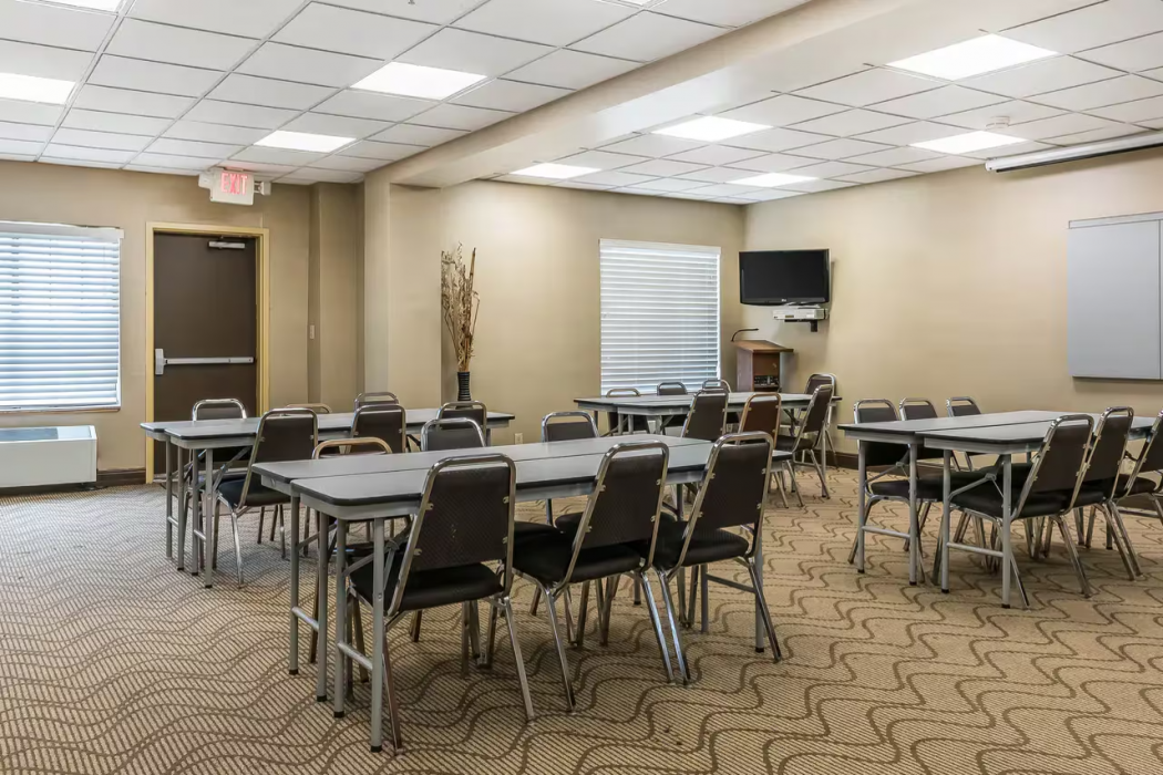 Comfort Suites Springfield I-70 19/32