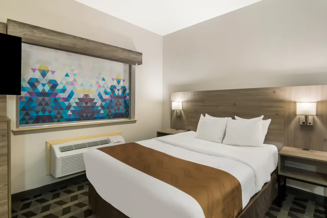 Quality Inn & Suites Waco North 12/28