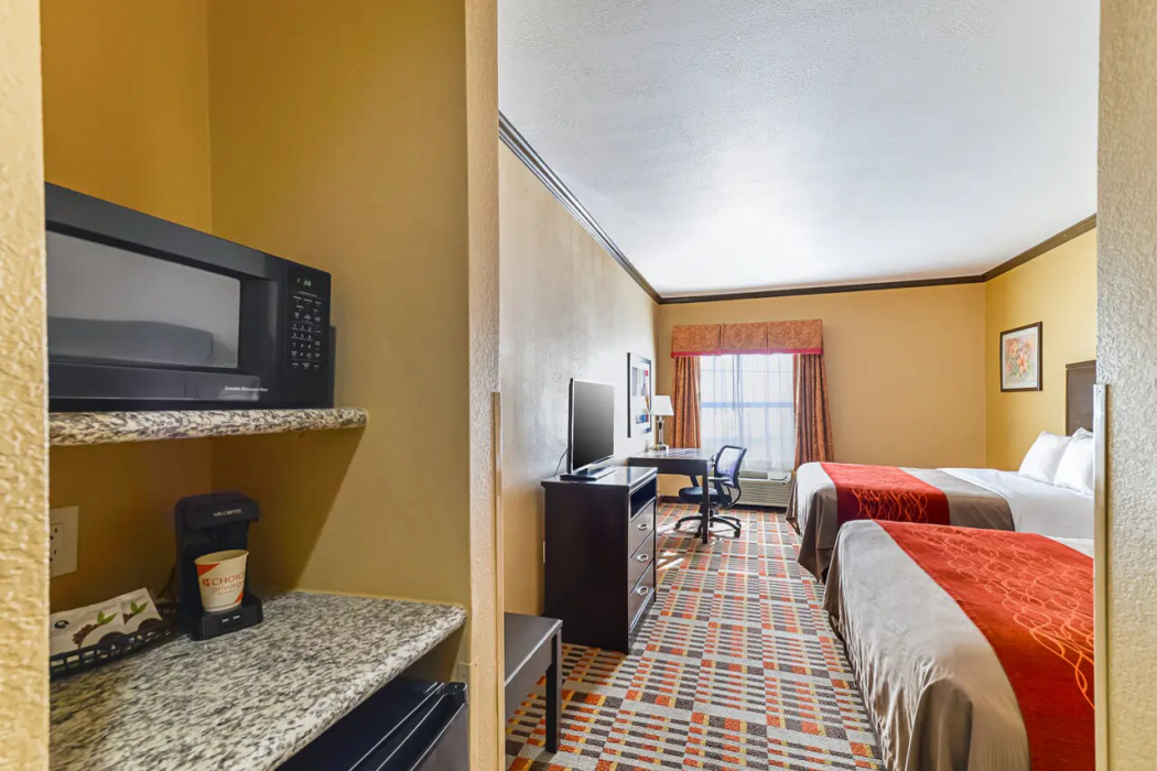 Quality Inn & Suites Lubbock South 11/17